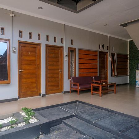 Al Abror Homestay Mandala Krida Mitra Reddoorz Yogyakarta Esterno foto
