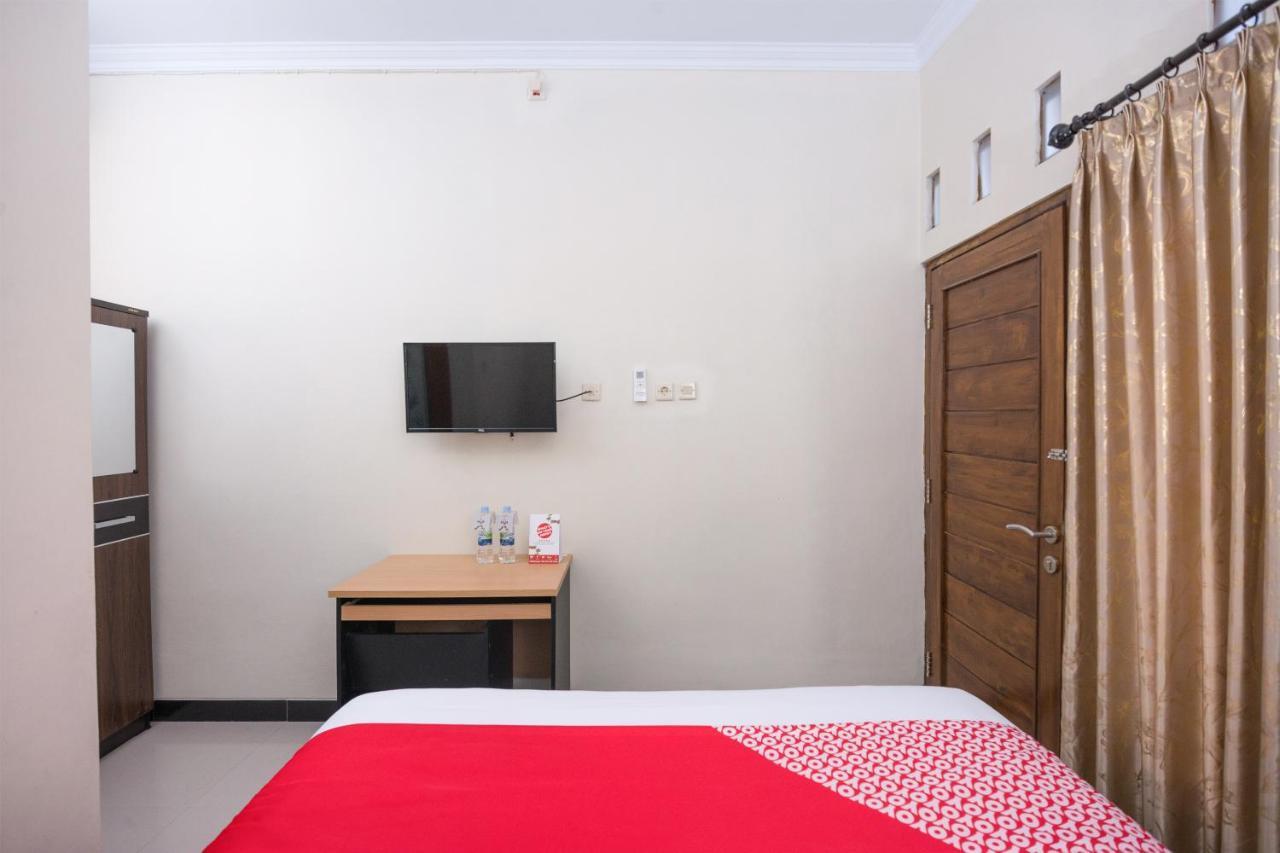 Al Abror Homestay Mandala Krida Mitra Reddoorz Yogyakarta Esterno foto