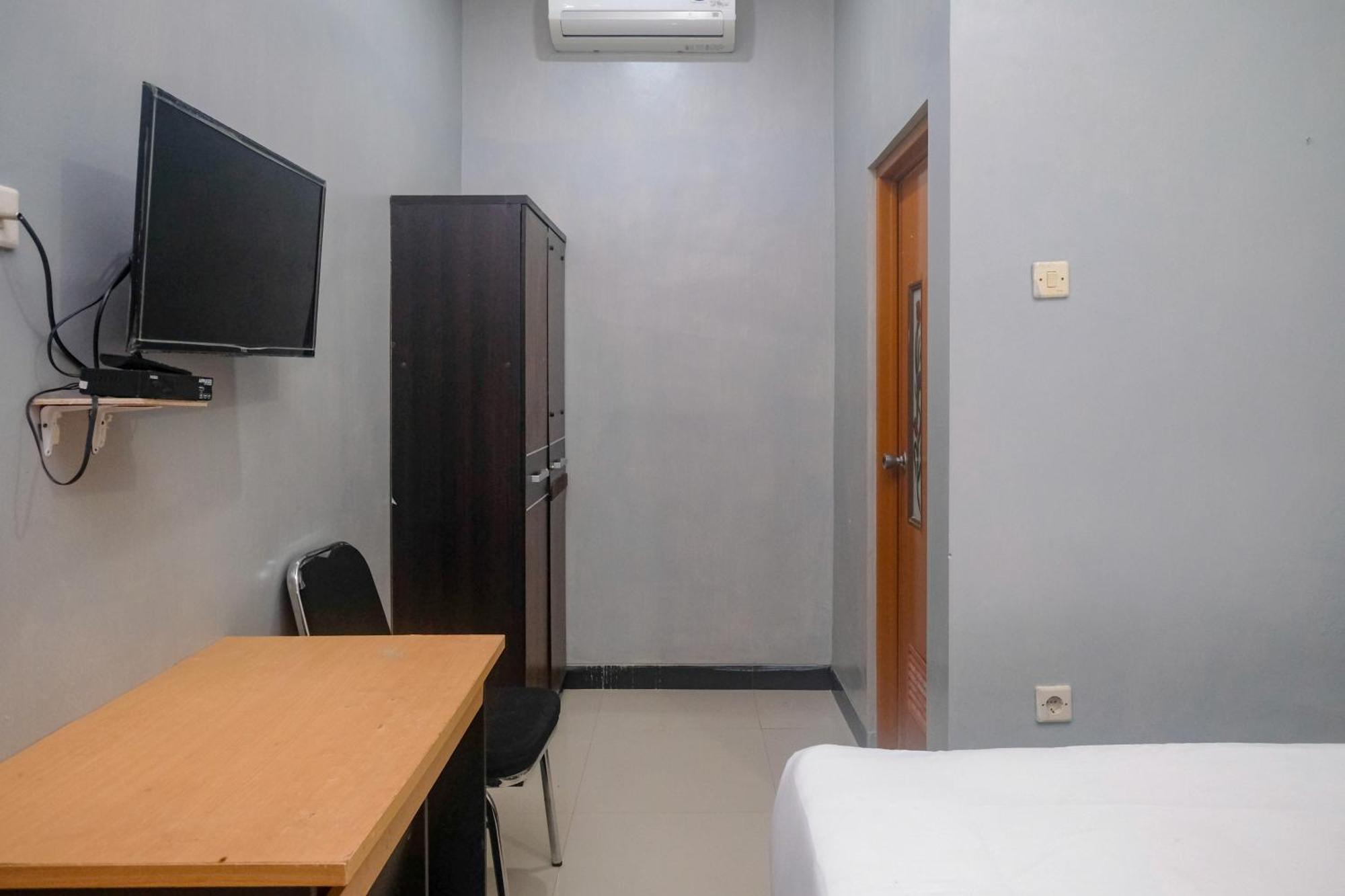 Al Abror Homestay Mandala Krida Mitra Reddoorz Yogyakarta Esterno foto