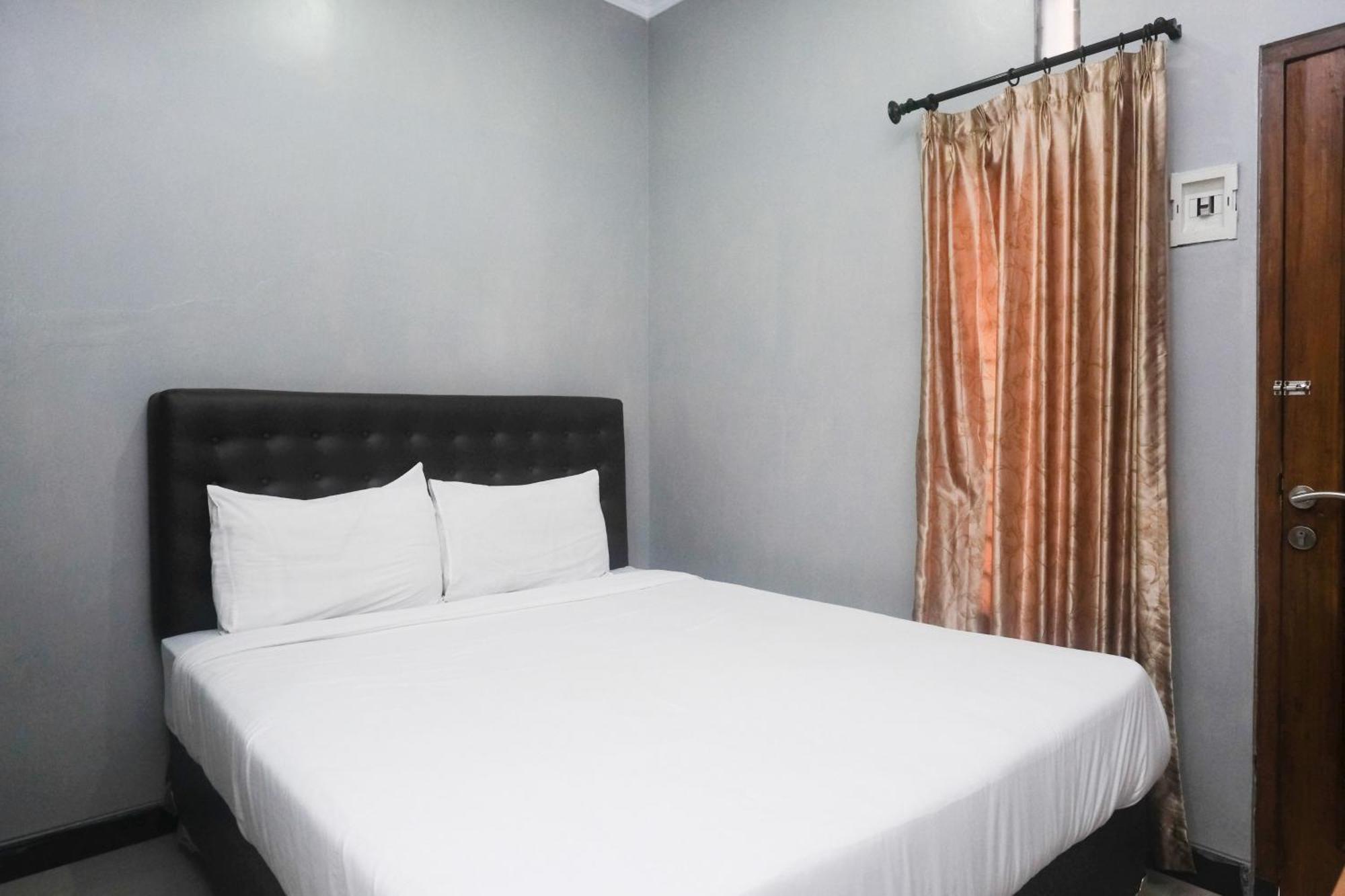 Al Abror Homestay Mandala Krida Mitra Reddoorz Yogyakarta Esterno foto
