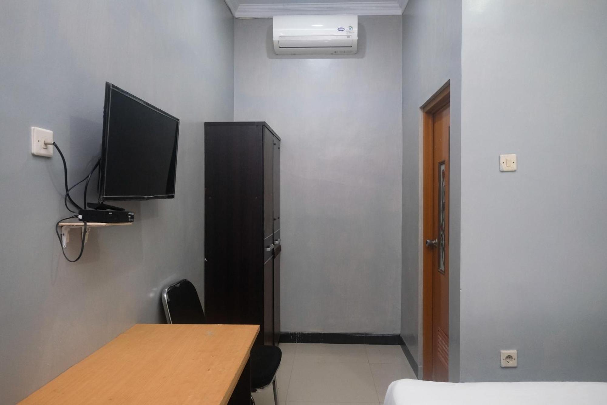 Al Abror Homestay Mandala Krida Mitra Reddoorz Yogyakarta Esterno foto
